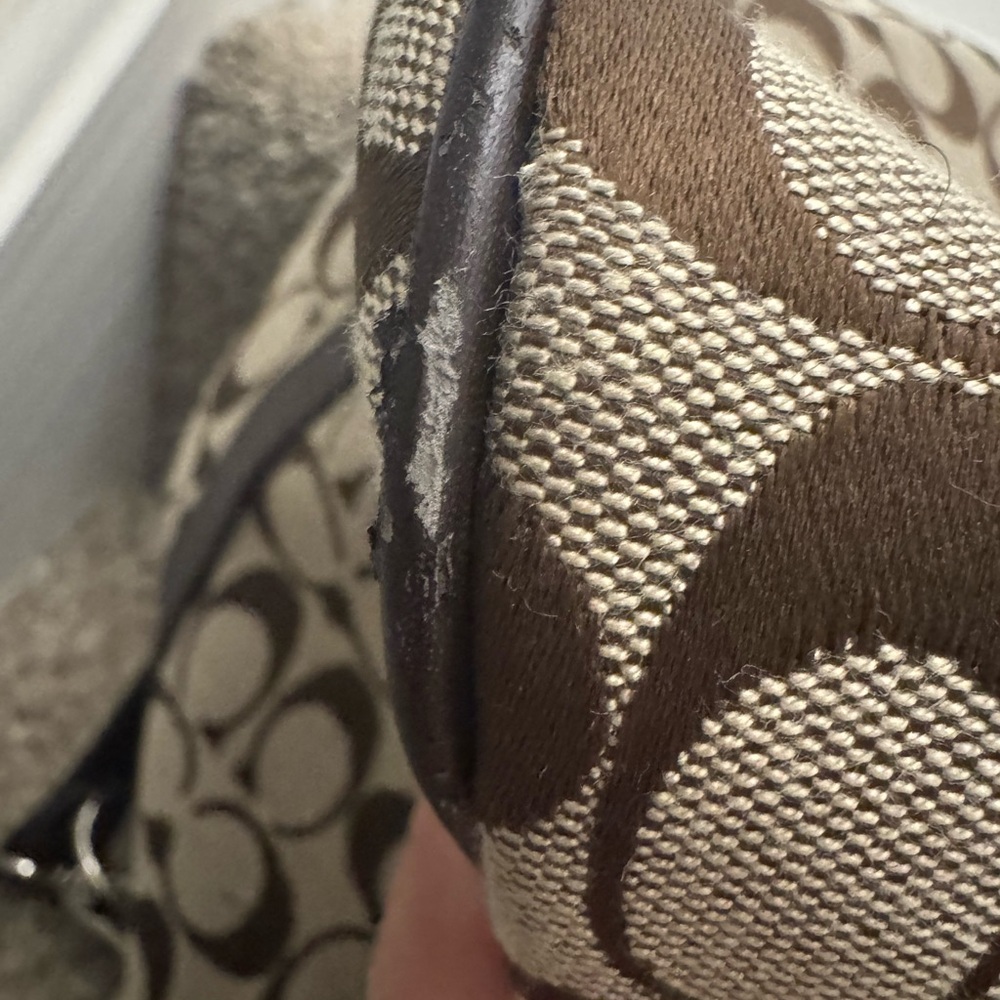 Coach duffle bag khaki/brown w/strap slight wear/tear. - Picture 9 of 14